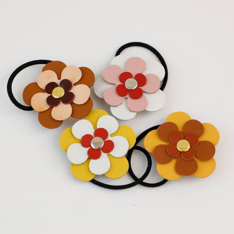 レザー花コサージュ